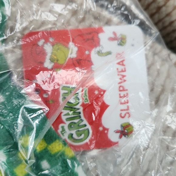 Green Grinch Holiday Sweater. New, L/XL - Picture 3 of 8